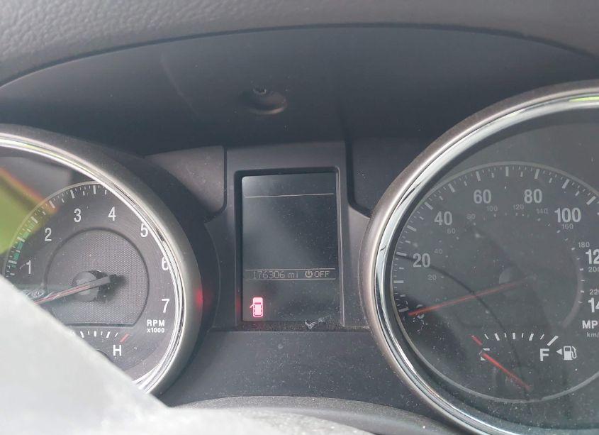 Photo 7 of 2011 Jeep Grand CHEROKEE LAREDO (VIN 1J4RS4GGXBC564388)