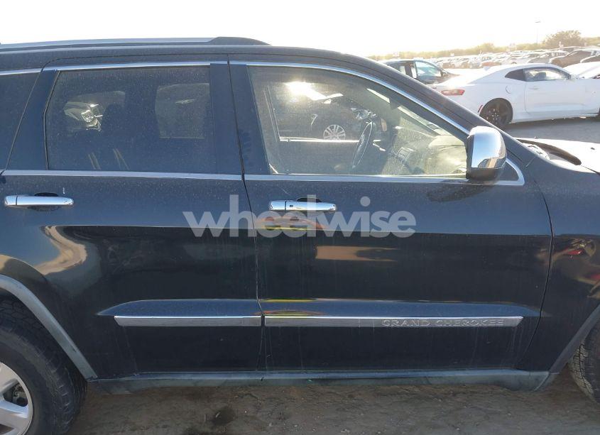 Photo 13 of 2011 Jeep Grand CHEROKEE LAREDO (VIN 1J4RS4GGXBC579697)