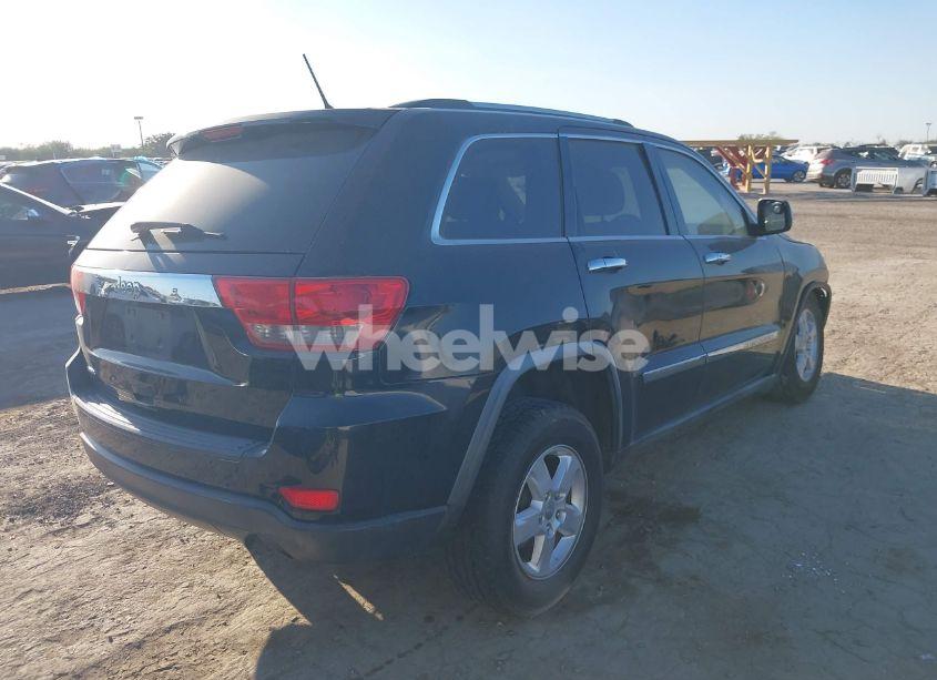 Photo 4 of 2011 Jeep Grand CHEROKEE LAREDO (VIN 1J4RS4GGXBC579697)