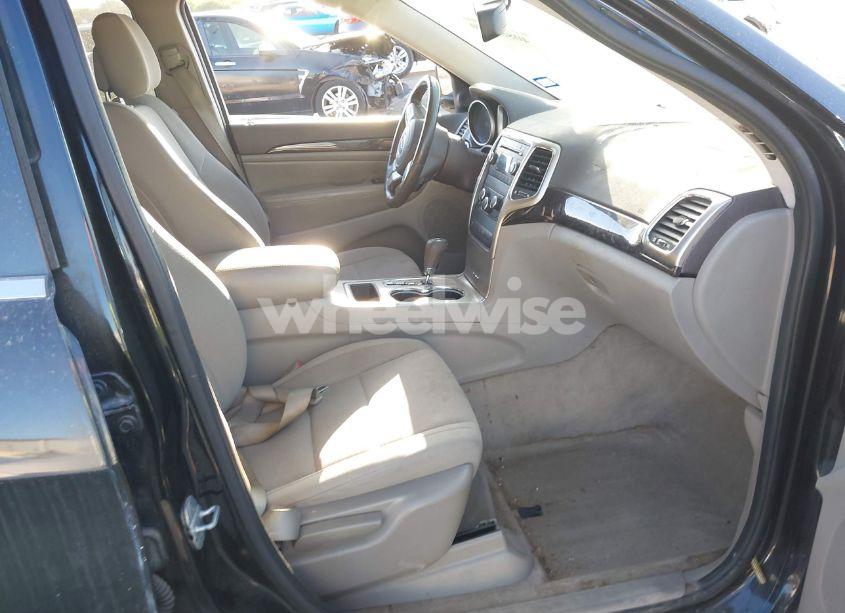 Photo 5 of 2011 Jeep Grand CHEROKEE LAREDO (VIN 1J4RS4GGXBC579697)