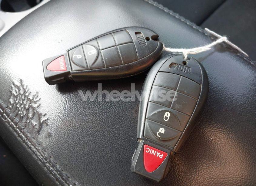 Photo 11 of 2011 Jeep Grand CHEROKEE LAREDO (VIN 1J4RS4GGXBC591946)