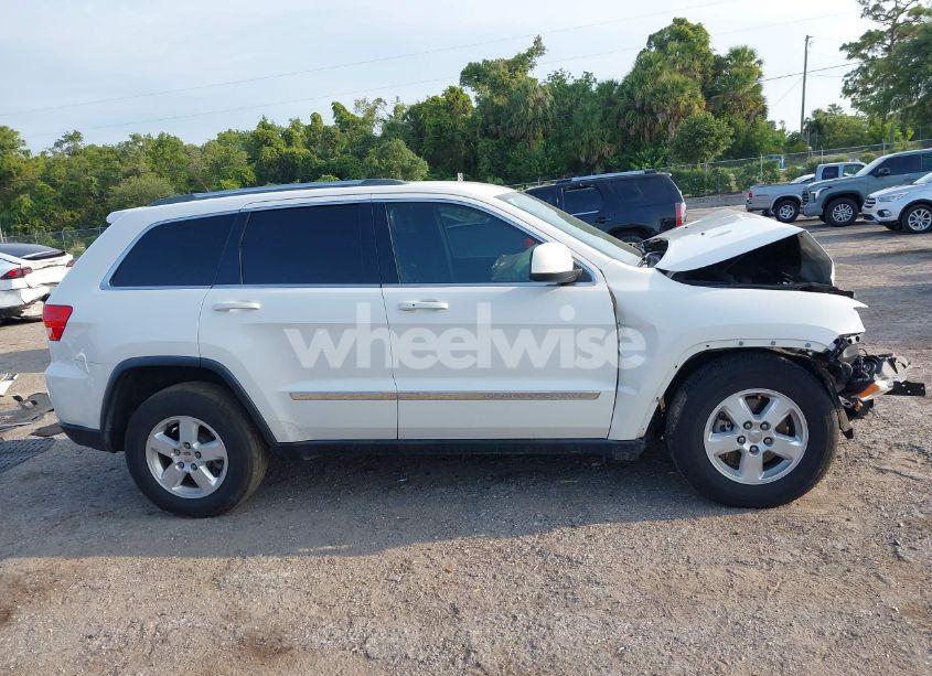 Photo 13 of 2011 Jeep Grand CHEROKEE LAREDO (VIN 1J4RS4GGXBC591946)