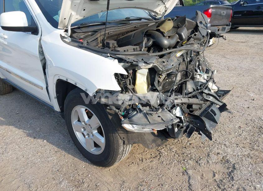 Photo 6 of 2011 Jeep Grand CHEROKEE LAREDO (VIN 1J4RS4GGXBC591946)