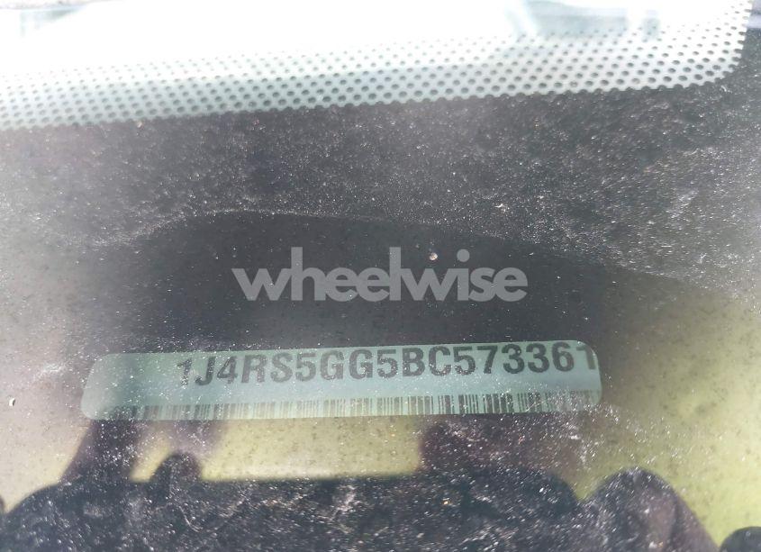 Photo 9 of 2011 Jeep Grand CHEROKEE LIMITED (VIN 1J4RS5GG5BC573361)