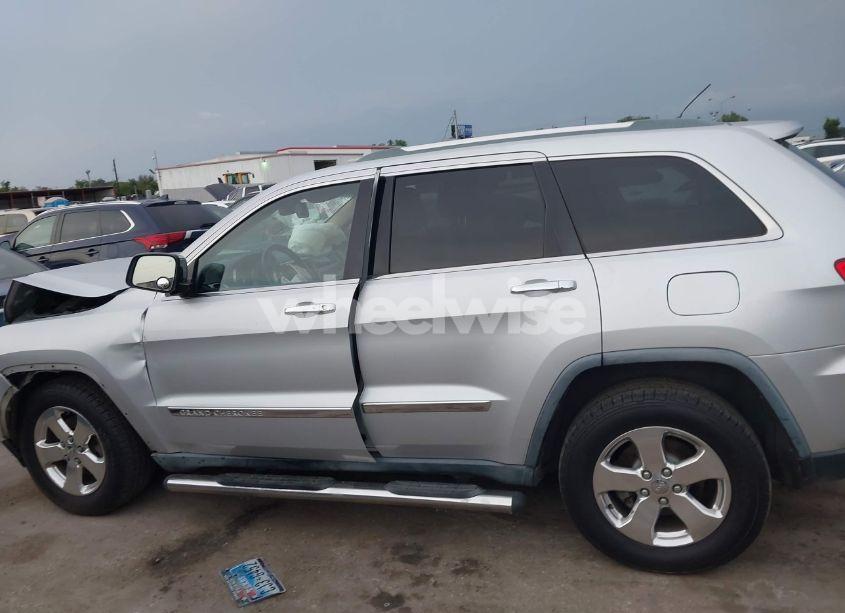 Photo 14 of 2011 Jeep Grand CHEROKEE LIMITED (VIN 1J4RS5GG8BC601735)