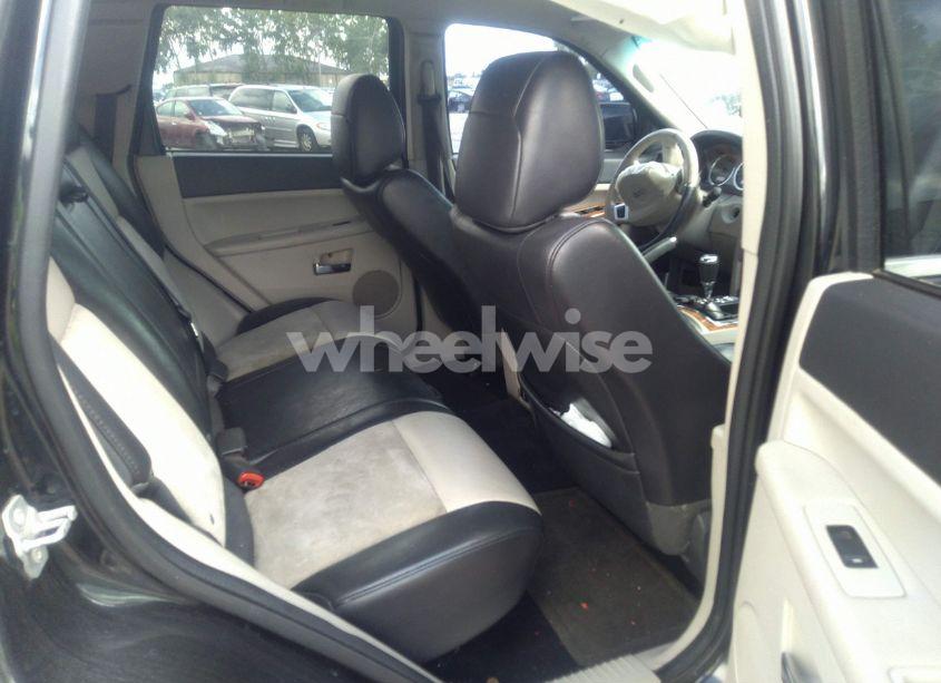 Photo 8 of 2010 Jeep Grand CHEROKEE LIMITED (VIN 1J4RS5GT6AC128915)