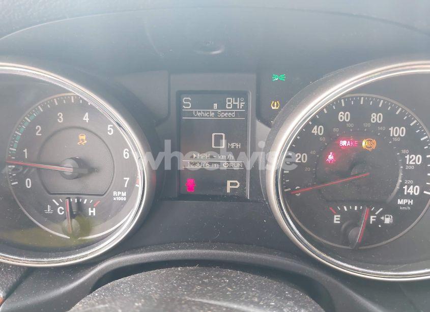 Photo 7 of 2011 Jeep Grand CHEROKEE LIMITED (VIN 1J4RS5GT9BC501611)