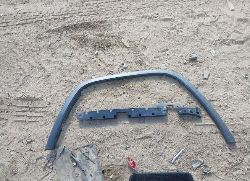 Photo 6 of 2011 Jeep Grand CHEROKEE OVERLAND (VIN 1J4RS6GG1BC739347)