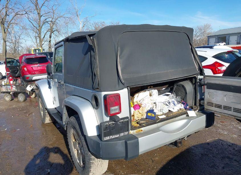 Photo 3 of 2008 Jeep Wrangler SAHARA (VIN 1J8FA54188L612974)