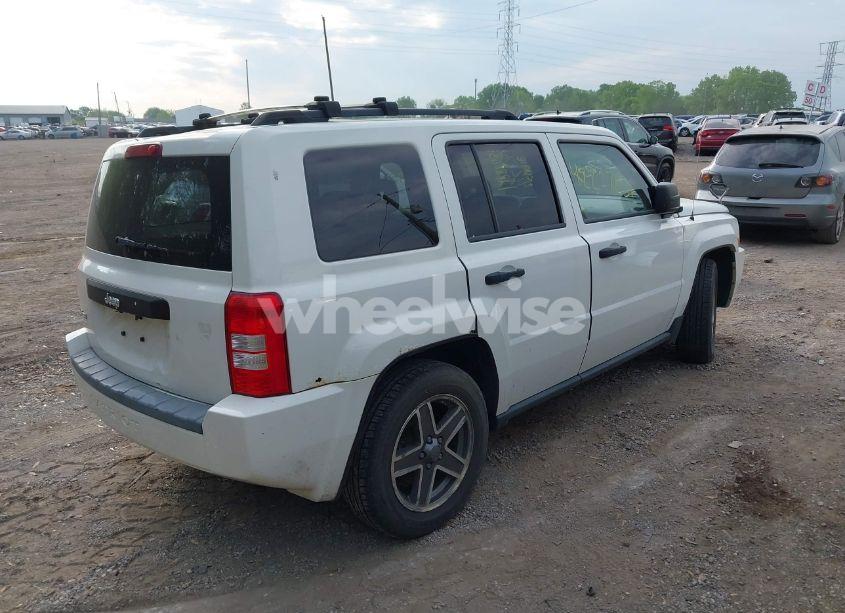Photo 4 of 2009 Jeep Patriot SPORT (VIN 1J8FF28B49D217933)