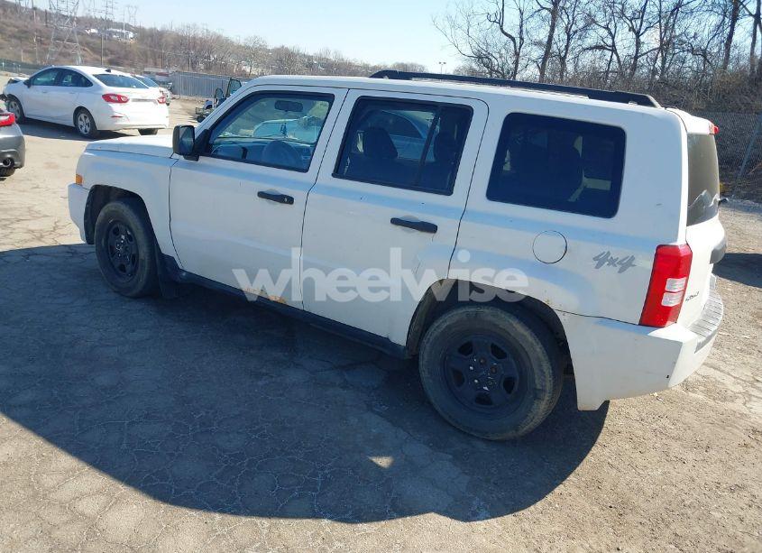 Photo 3 of 2007 Jeep Patriot SPORT (VIN 1J8FF28W07D365710)