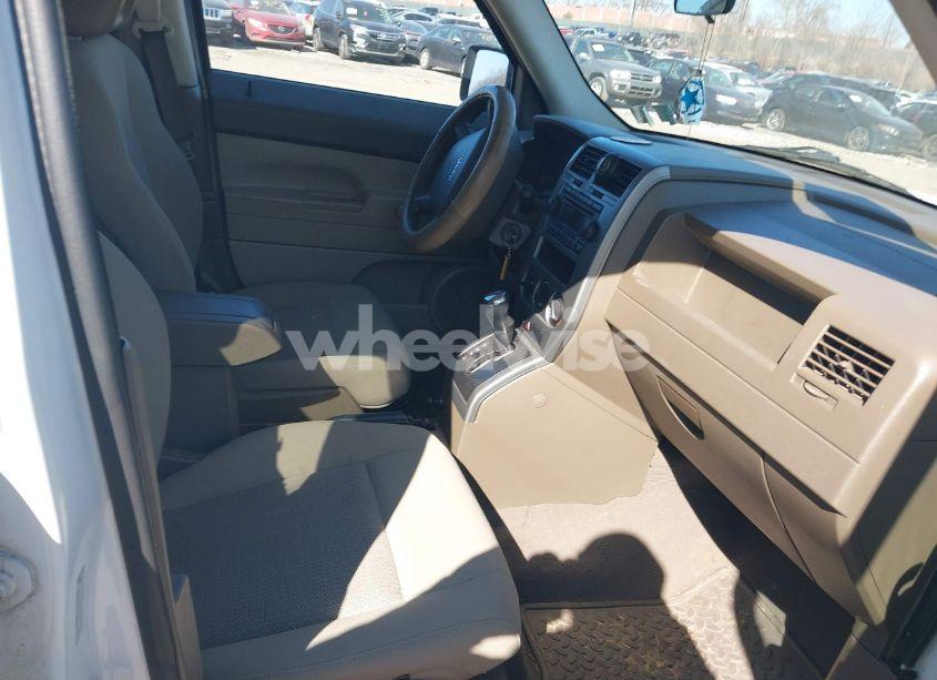 Photo 5 of 2007 Jeep Patriot SPORT (VIN 1J8FF28W07D365710)