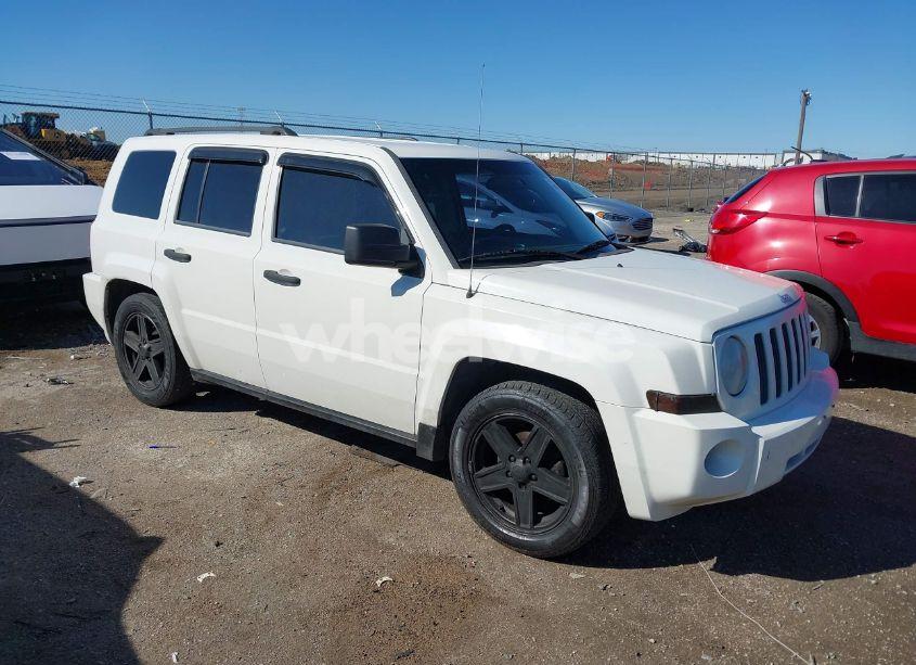 2008 Jeep Patriot SPORT (VIN 1J8FF28W08D635875) main photo
