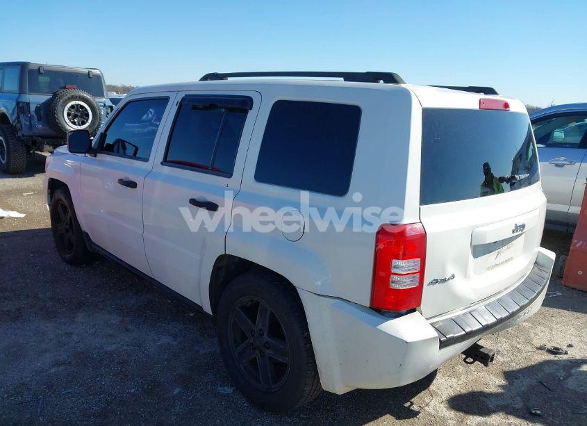 Photo 3 of 2008 Jeep Patriot SPORT (VIN 1J8FF28W08D635875)