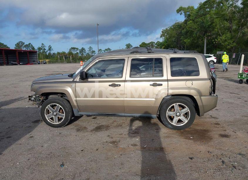 Photo 15 of 2008 Jeep Patriot SPORT (VIN 1J8FF28W08D746927)