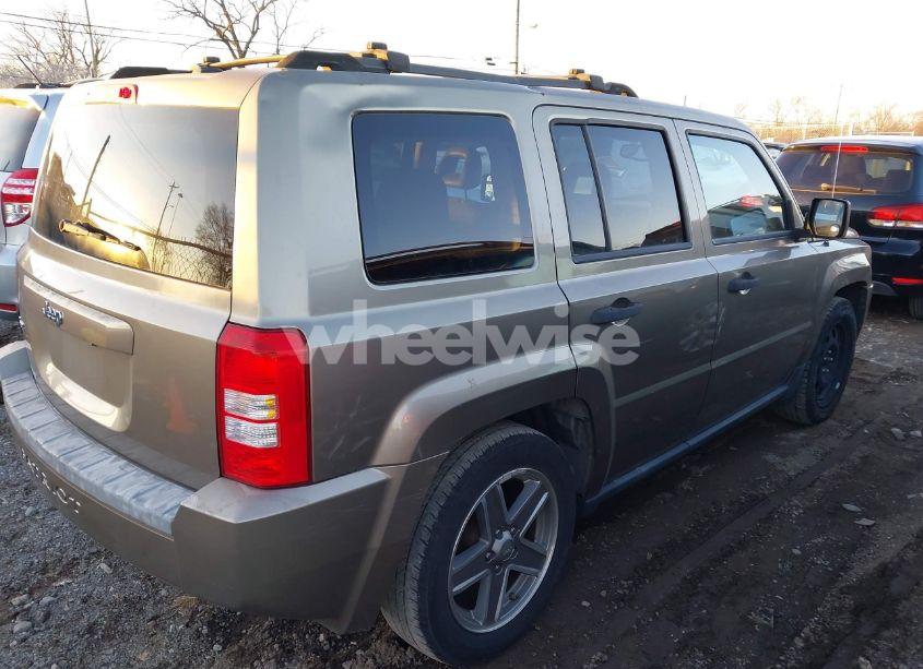 Photo 4 of 2007 Jeep Patriot SPORT (VIN 1J8FF28W17D275918)