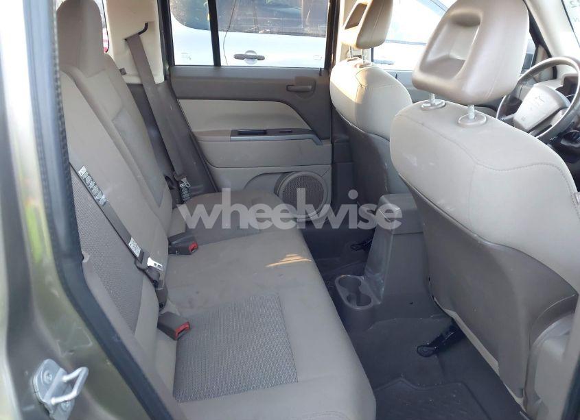 Photo 8 of 2007 Jeep Patriot SPORT (VIN 1J8FF28W17D275918)