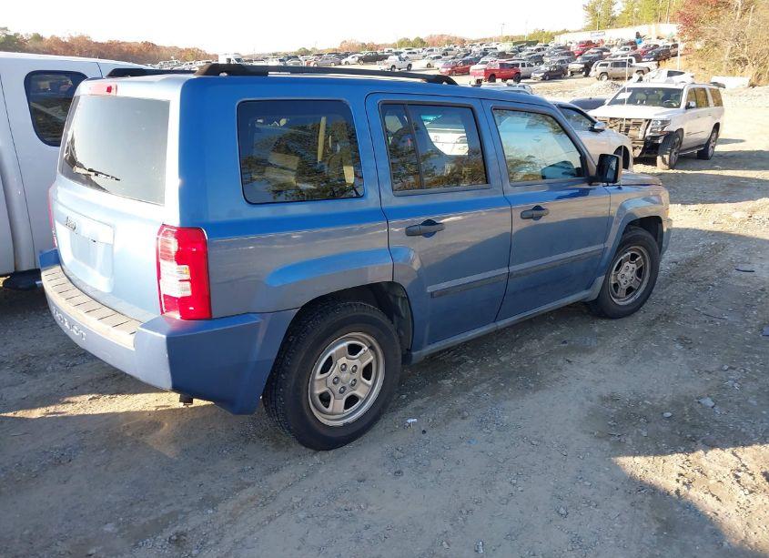 Photo 4 of 2007 Jeep Patriot SPORT (VIN 1J8FF28W17D307735)