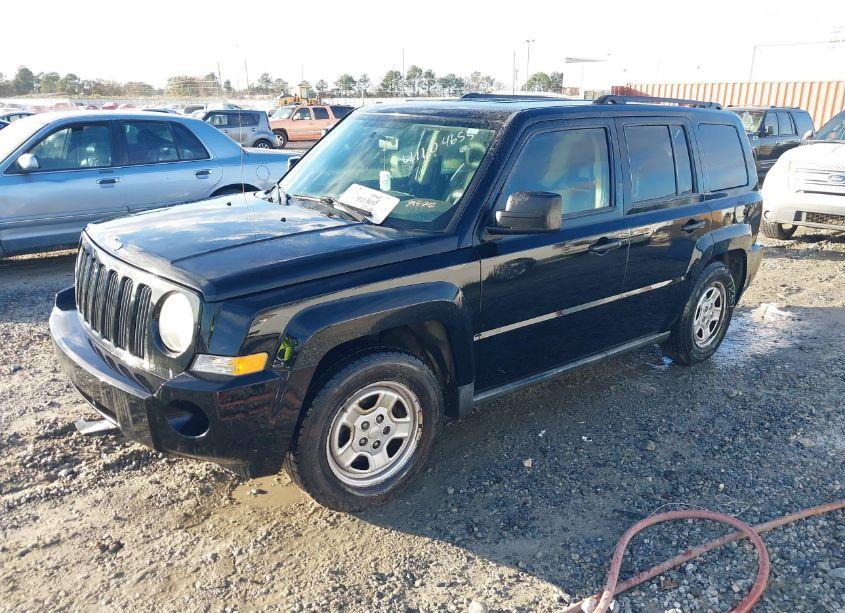Photo 2 of 2007 Jeep Patriot SPORT (VIN 1J8FF28W17D395542)