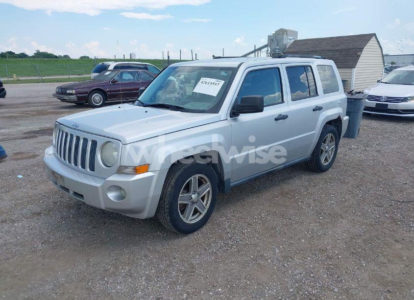 Photo 2 of 2007 Jeep Patriot SPORT (VIN 1J8FF28W17D395749)