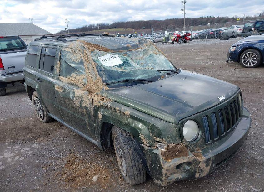 Photo 6 of 2008 Jeep Patriot SPORT (VIN 1J8FF28W18D710597)