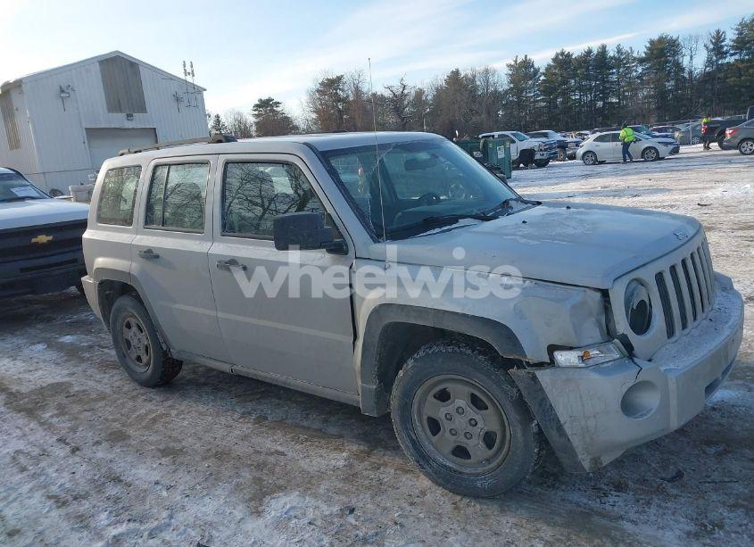 Photo 13 of 2008 Jeep Patriot SPORT (VIN 1J8FF28W18D721714)