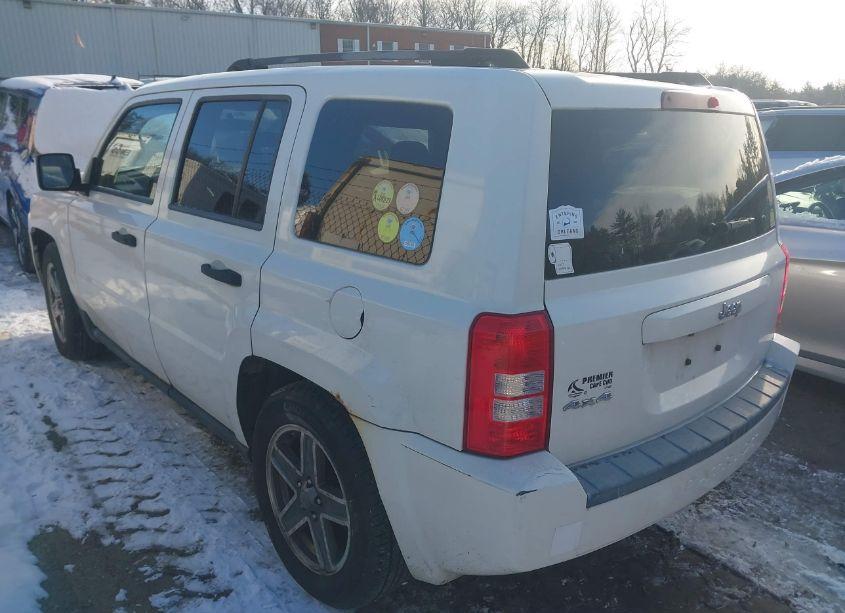 Photo 3 of 2008 Jeep Patriot SPORT (VIN 1J8FF28W18D759458)
