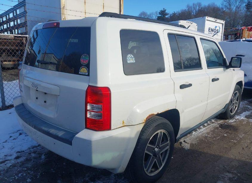 Photo 4 of 2008 Jeep Patriot SPORT (VIN 1J8FF28W18D759458)