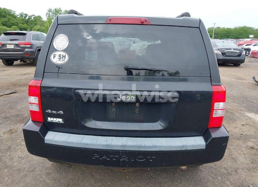 Photo 16 of 2008 Jeep Patriot SPORT (VIN 1J8FF28W18D795814)