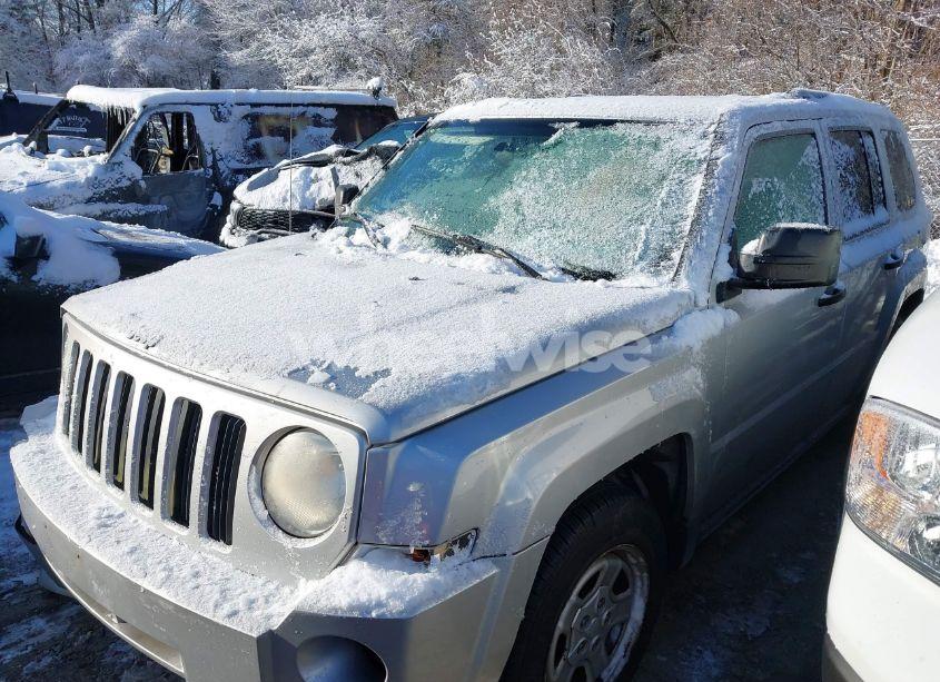 Photo 2 of 2007 Jeep Patriot SPORT (VIN 1J8FF28W27D312023)