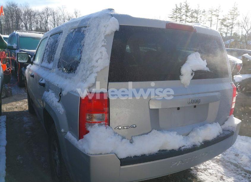 Photo 3 of 2007 Jeep Patriot SPORT (VIN 1J8FF28W27D312023)