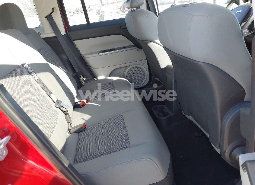 Photo 8 of 2007 Jeep Patriot SPORT (VIN 1J8FF28W27D393797)