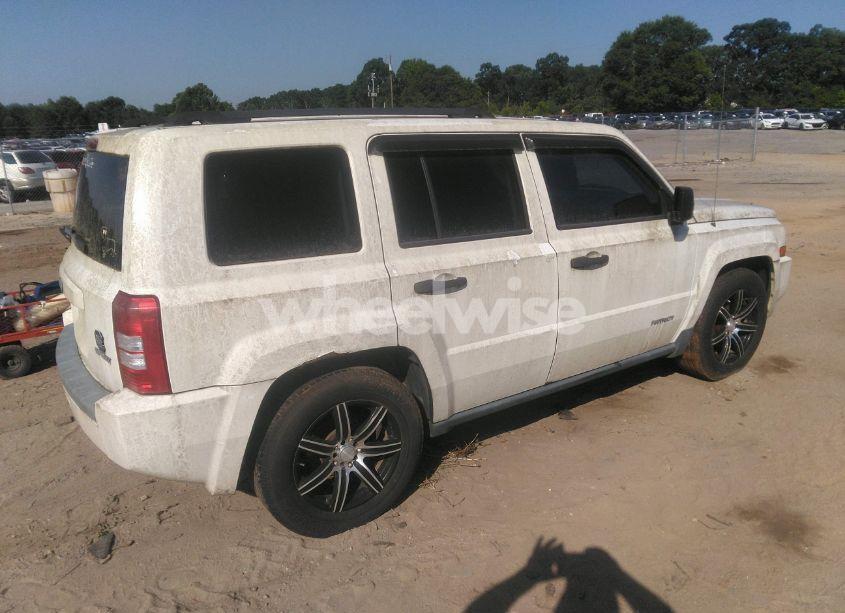 Photo 4 of 2008 Jeep Patriot SPORT (VIN 1J8FF28W28D537012)