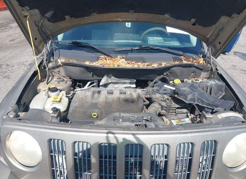 Photo 10 of 2008 Jeep Patriot SPORT (VIN 1J8FF28W38D700492)