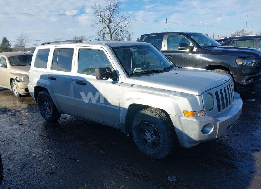 2008 Jeep Patriot SPORT (VIN 1J8FF28W48D647382) main photo