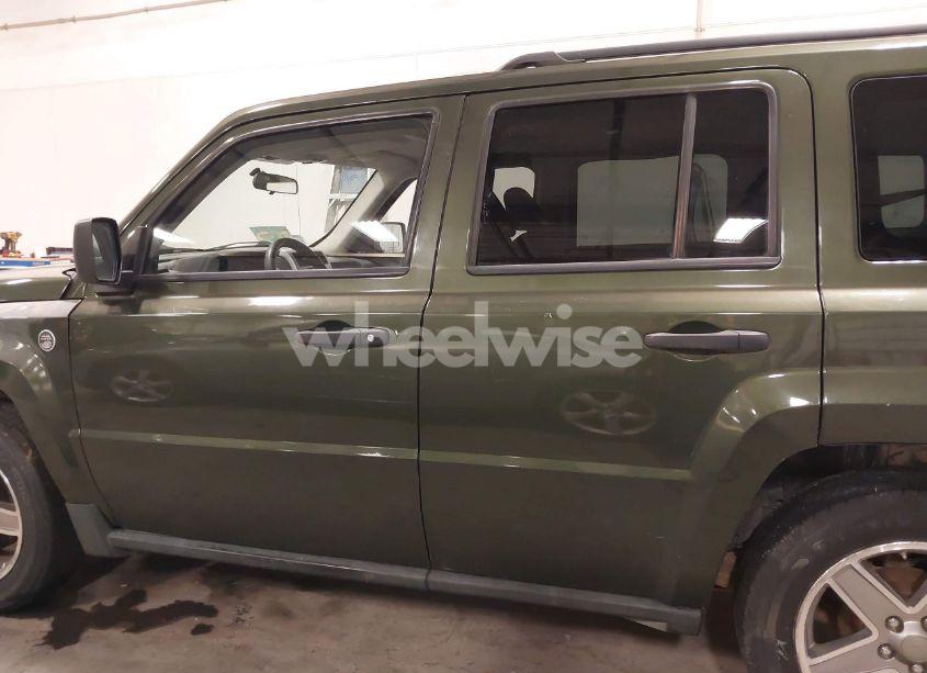 Photo 14 of 2008 Jeep Patriot SPORT (VIN 1J8FF28W58D514209)