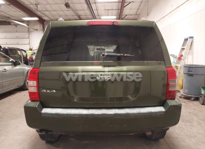 Photo 16 of 2008 Jeep Patriot SPORT (VIN 1J8FF28W58D514209)