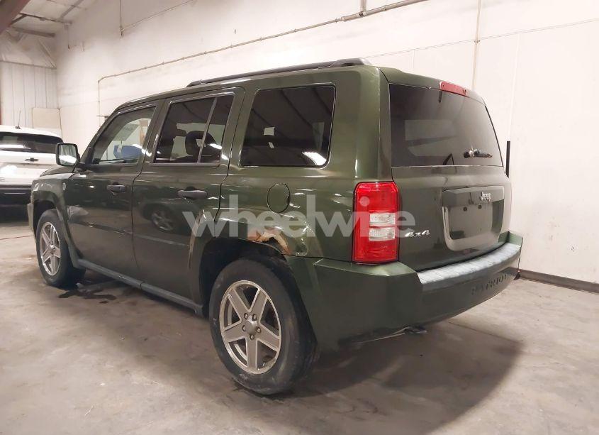 Photo 3 of 2008 Jeep Patriot SPORT (VIN 1J8FF28W58D514209)