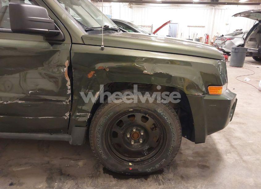 Photo 6 of 2008 Jeep Patriot SPORT (VIN 1J8FF28W58D514209)