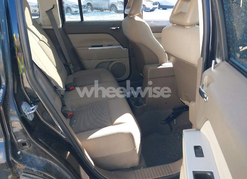 Photo 8 of 2008 Jeep Patriot SPORT (VIN 1J8FF28W58D564169)