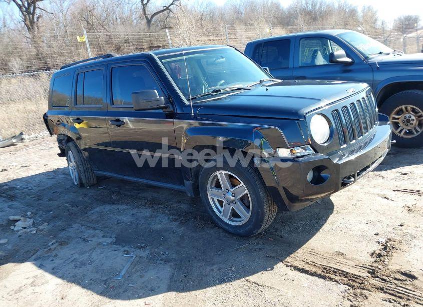 2008 Jeep Patriot SPORT (VIN 1J8FF28W58D569808) main photo