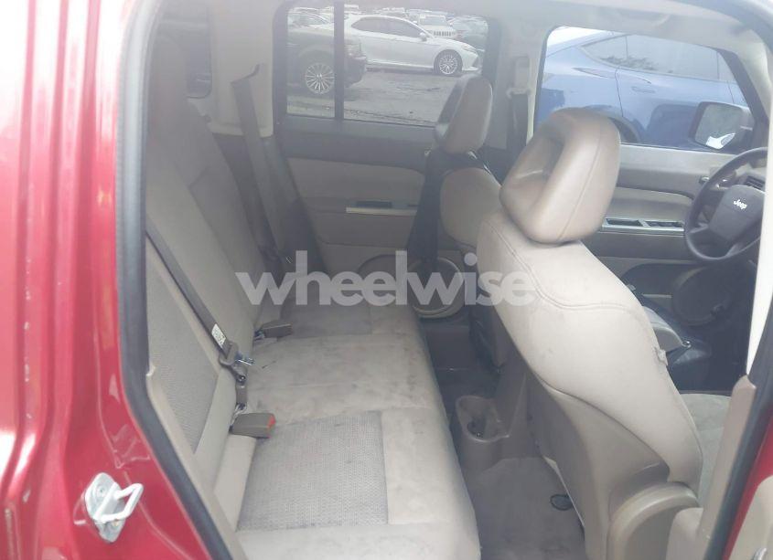 Photo 8 of 2008 Jeep Patriot SPORT (VIN 1J8FF28W58D611698)