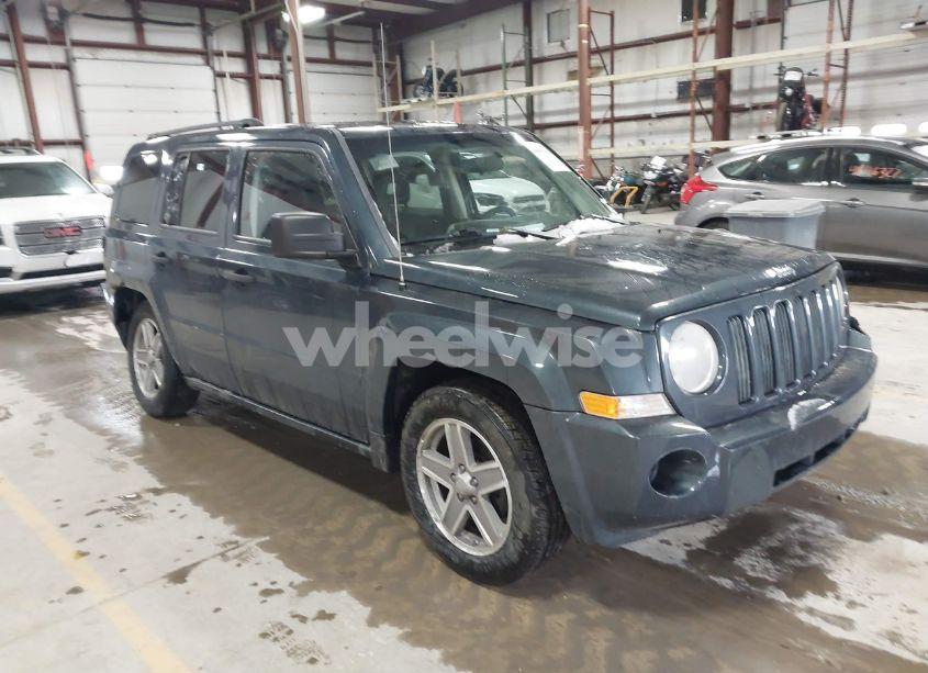 2008 Jeep Patriot SPORT (VIN 1J8FF28W68D707209) main photo