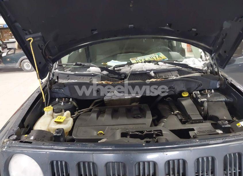 Photo 10 of 2008 Jeep Patriot SPORT (VIN 1J8FF28W68D707209)