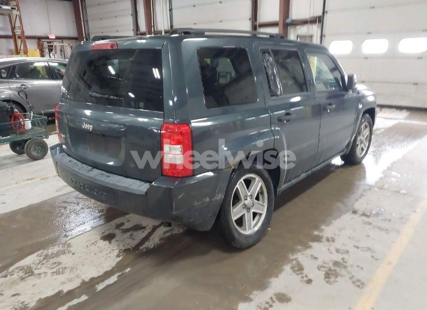 Photo 4 of 2008 Jeep Patriot SPORT (VIN 1J8FF28W68D707209)