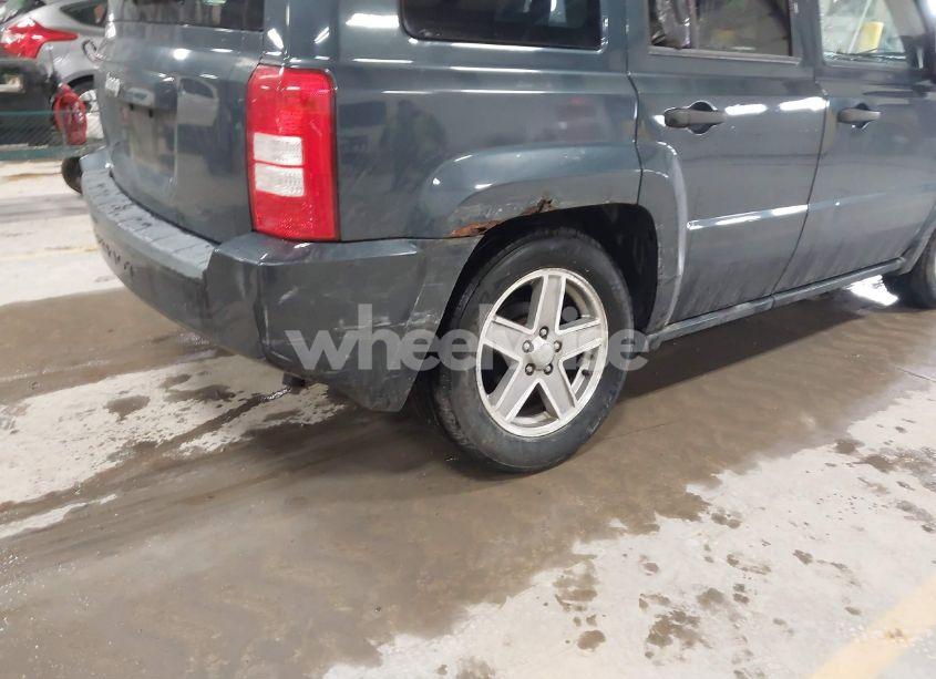 Photo 6 of 2008 Jeep Patriot SPORT (VIN 1J8FF28W68D707209)