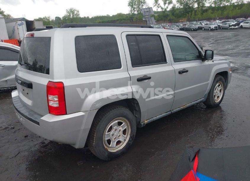 Photo 4 of 2007 Jeep Patriot SPORT (VIN 1J8FF28W77D396064)