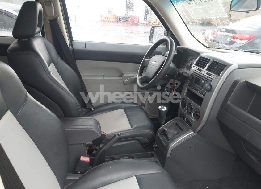 Photo 5 of 2007 Jeep Patriot SPORT (VIN 1J8FF28W77D396064)