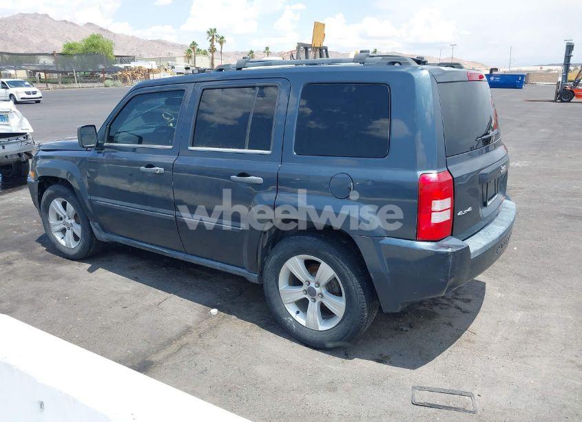 Photo 3 of 2007 Jeep Patriot SPORT (VIN 1J8FF28W77D428544)