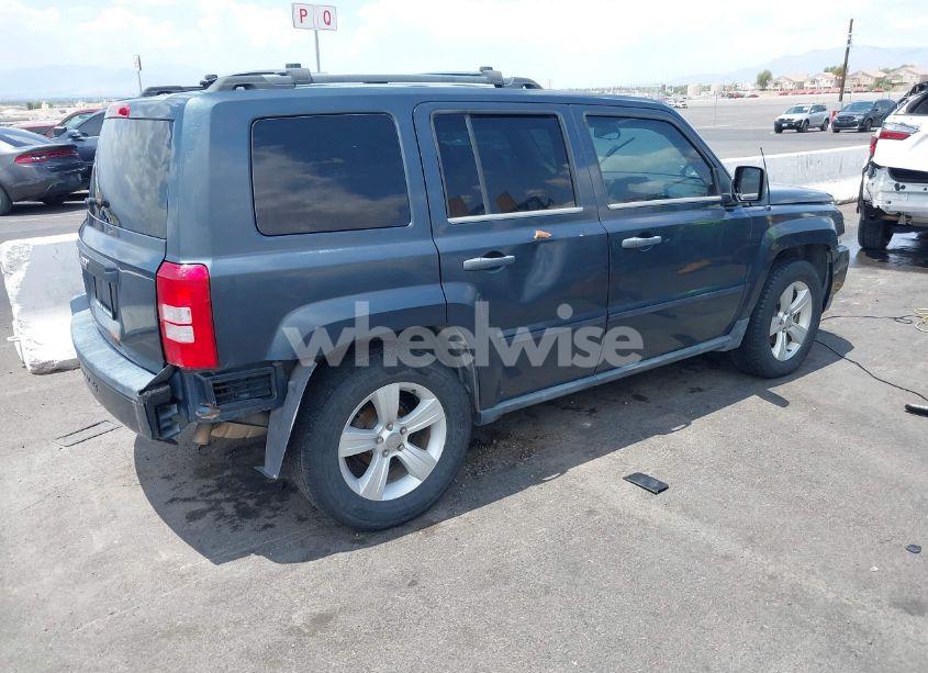 Photo 4 of 2007 Jeep Patriot SPORT (VIN 1J8FF28W77D428544)